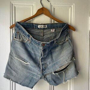 Re/Done Levi’s high waist cutoff denim shorts